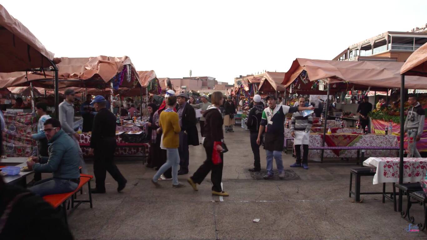 Mercado que acontece diariamente dentro da Medina de Marrakesh. Foto: Arquivo pessoal