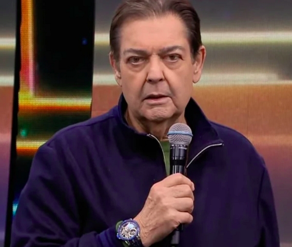 Depois de receber o rim, Faustão chegou a ficar 45 dias internado até que sua saúde se estabilizasse e ele pudesse voltar para casa. Reprodução: Flipar