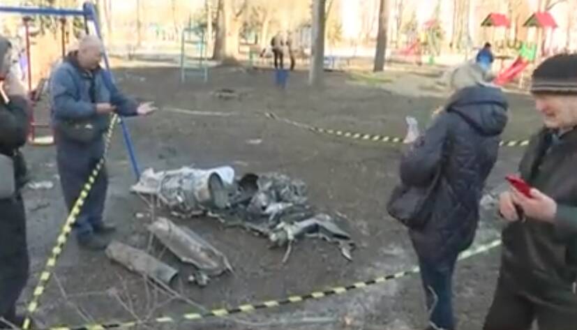 Destroços de projéteis russos em território ucraniano. Foto: Reprodução / Jovem Pan