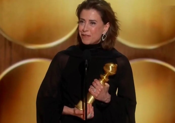 No dia 5 de janeiro, Fernanda Torres conquistou o Globo de Ouro na categoria de Melhor Atriz de Drama, façanha inédita para uma brasileira. Reprodução: Flipar