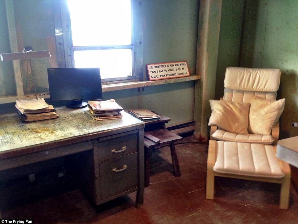 Toda a decoração do hotel é inspirada nos objetos e clima originais dos anos 1960 - década em que a plataforma foi construída. Foto: Divulgação