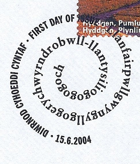 Llanfairpwllgwyngyllgogerychwyrndrobwllllantysiliogogogoch. Esta é a cidade que ostenta o nome mais longo do planeta numa única palavra. Reprodução: Flipar