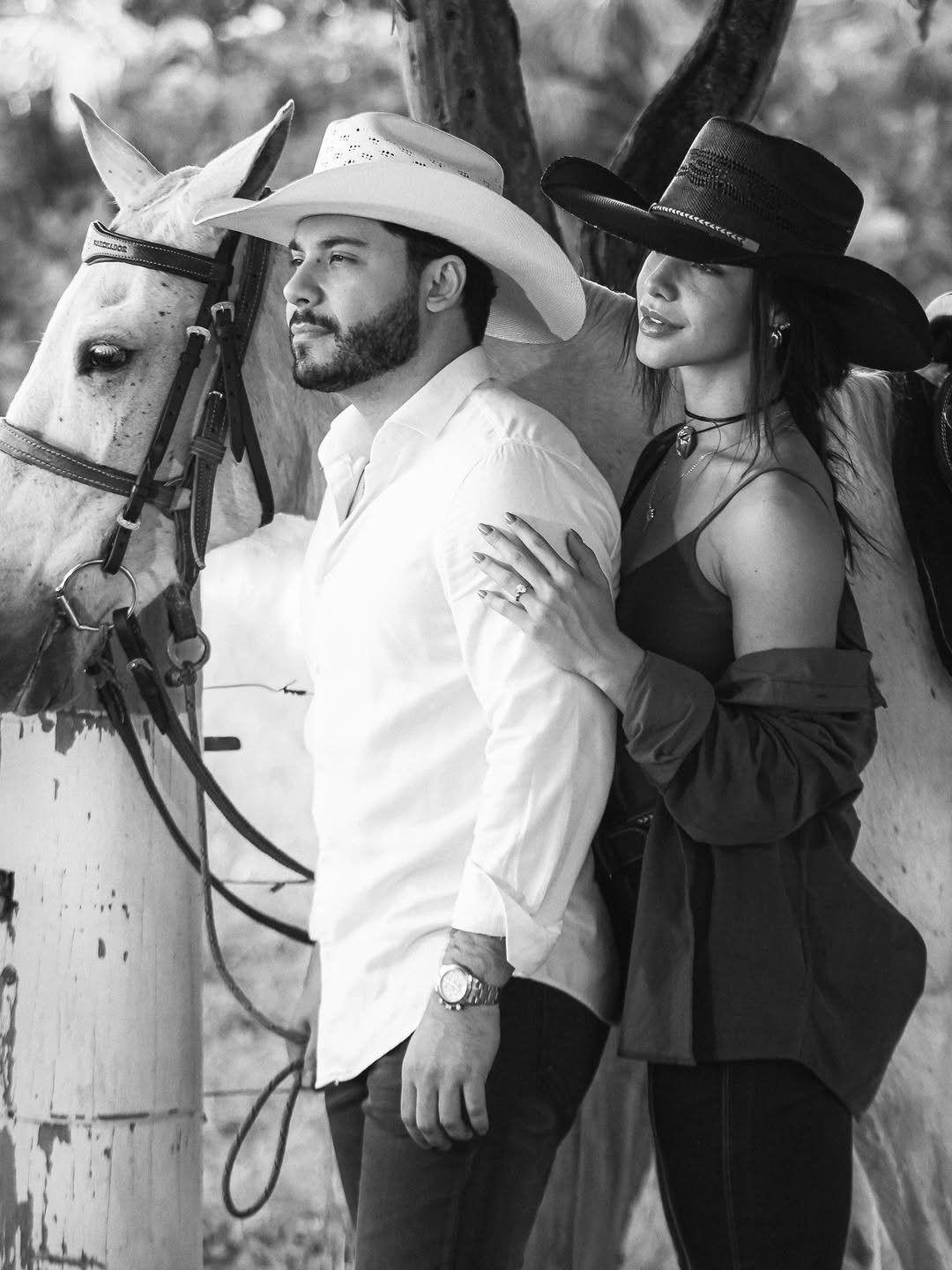 Gabriela Versiani anuncia noivado com Murilo Huff em fotos no Instagram. Foto: Instagram