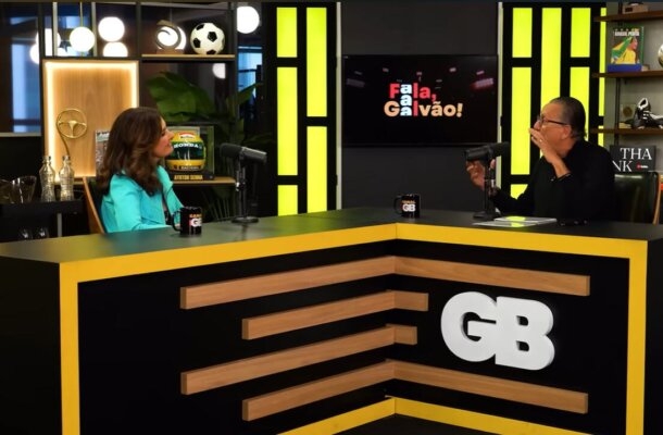 O retorno à TV Globo será em 2024. O narrador irá comandar um reality show na emissora carioca. Ele tem contrato até o fim de 2024. - Foto: Reprodução/Youtube/Canal GB