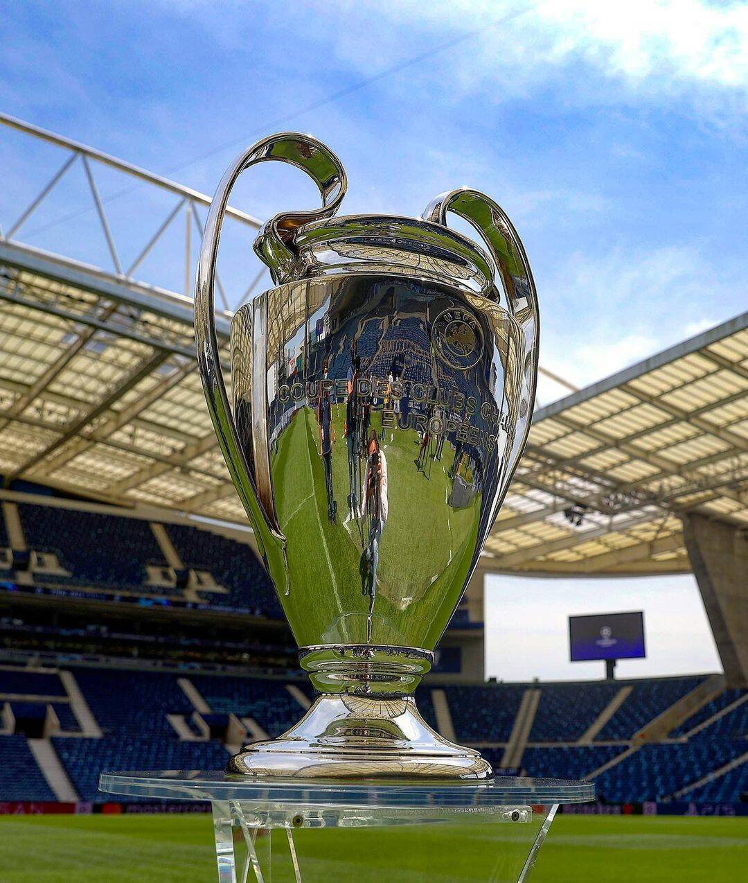 Champions League 2023/24: onde assistir ao sorteio da fase de