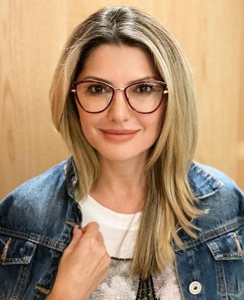 Já Antonia Fontenelle, que também é youtuber e apresentadora, publicou um vídeo para se desculpar com Klara Castanho. 
 Reprodução: Flipar