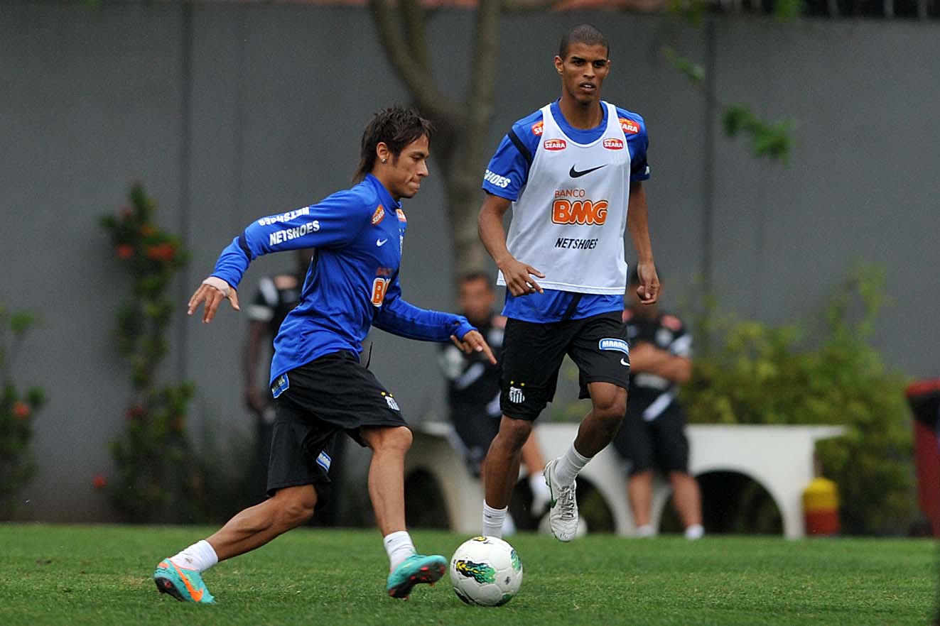 Neymar e Ewerton Páscoa. Foto: Divulgação/ Santos 