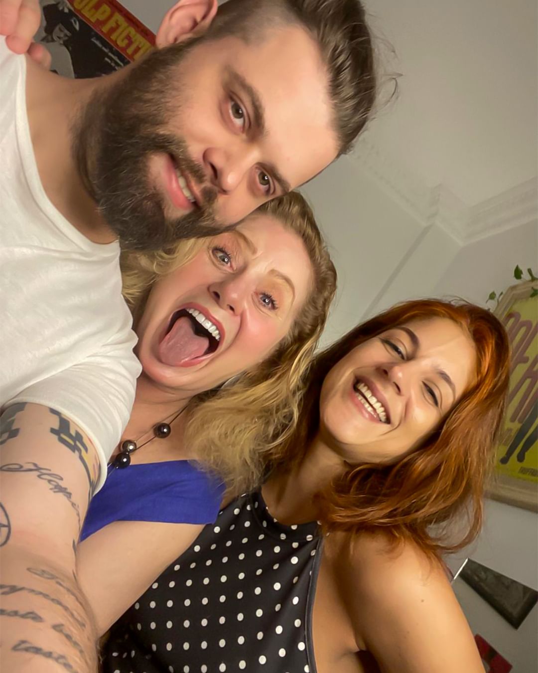 Vera Fischer em foto com filho e nora Reprodução/Instagram