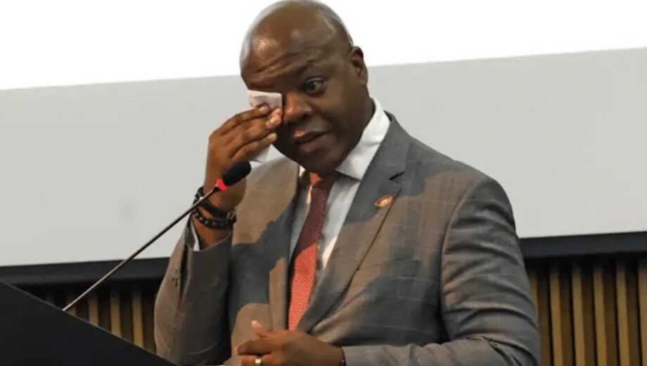 No dia 5 de setembro, a organização “Me Too Brasil” afirmou que recebeu denúncias contra Silvio Almeida. O caso foi noticiado inicialmente pelo portal “Metrópoles”, que citou a Ministra da Igualdade Racial, Anielle Franco, como uma das vítimas. 
 Reprodução: Flipar