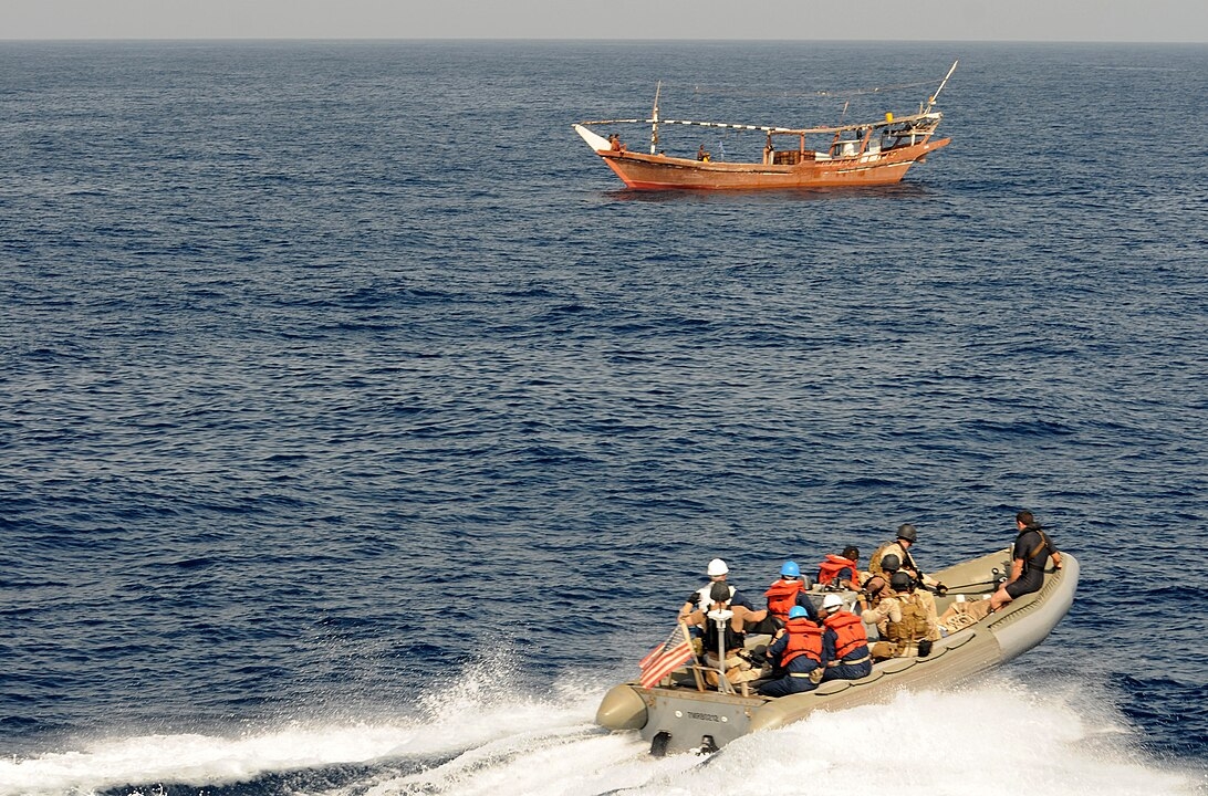 Golfo de Aden: Entre o Iêmen e a Somália, conecta o Mar Vermelho ao Oceano Índico, estratégico para o comércio e conhecido por sua relevância geopolítica.

 Reprodução: Flipar