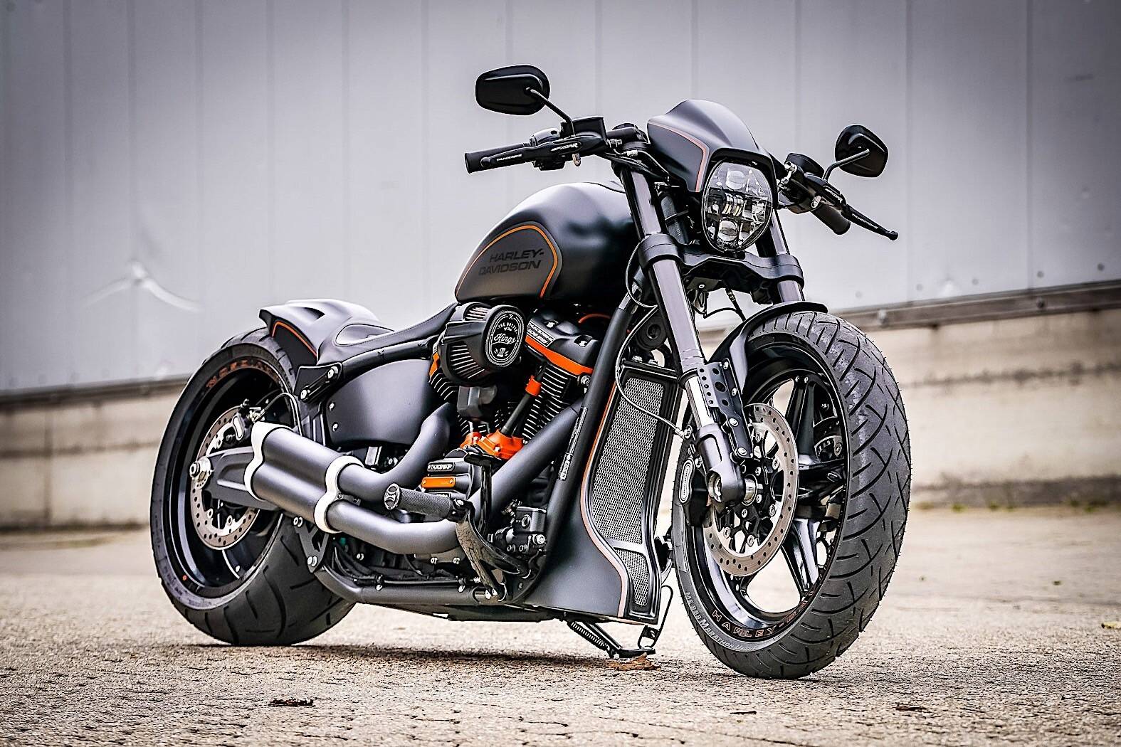 Harley-Davidson FXDR Thunderbird. Foto: Divulgação