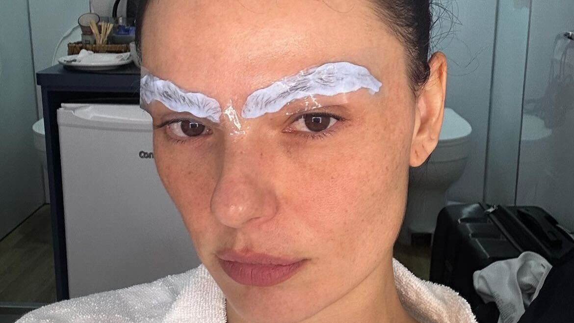 Isis Valverde descolore sobrancelhas Reprodução Instagram - 5.3.2024