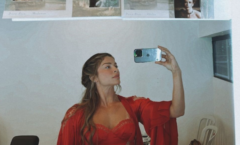 Grazi Massafera como Dona Beja Reprodução/Instagram