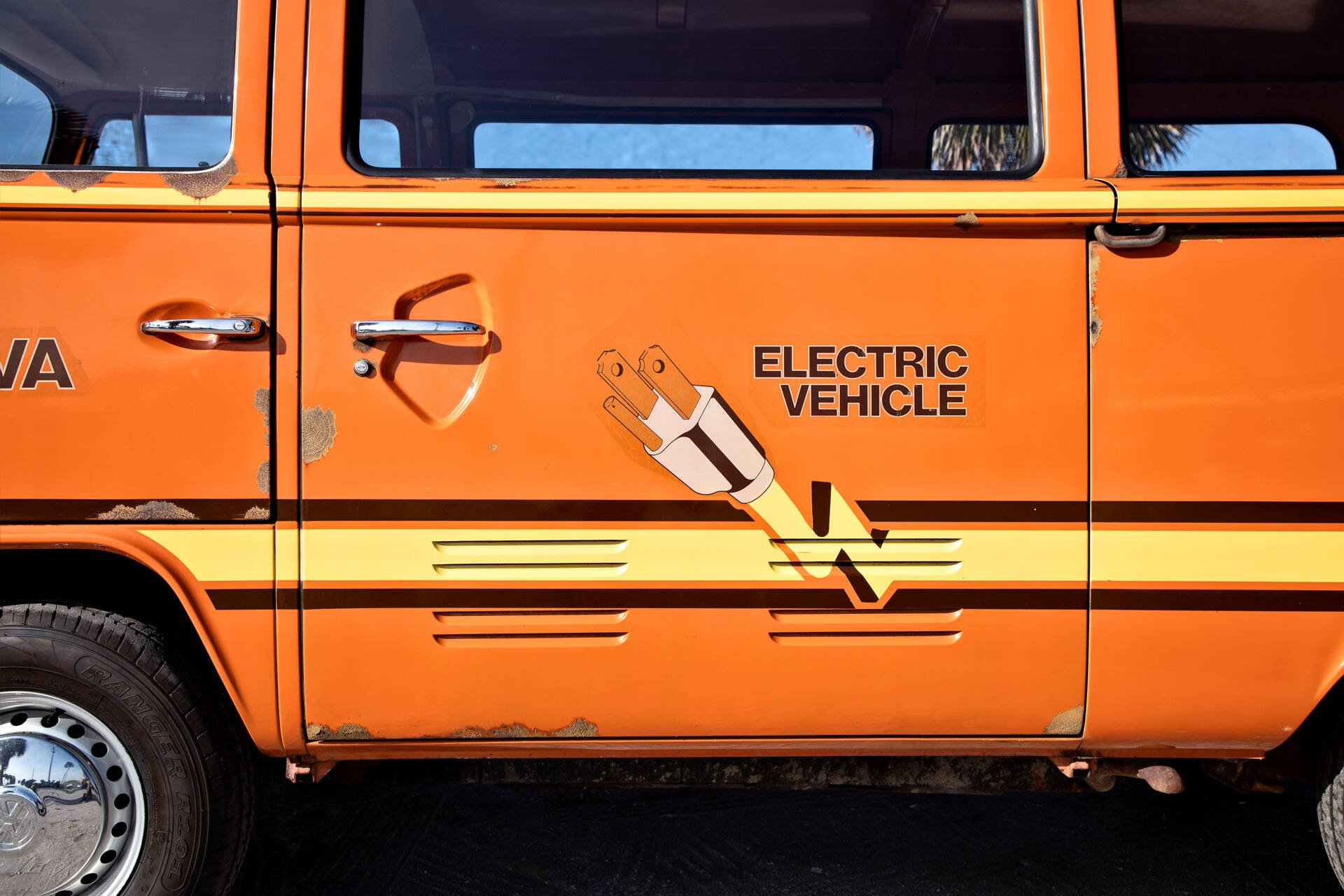 Primeira Kombi elétrica Elektrotransporter de 1978 será restaurada e incluída no acervo da Volkswagen.. Foto: Divulgação