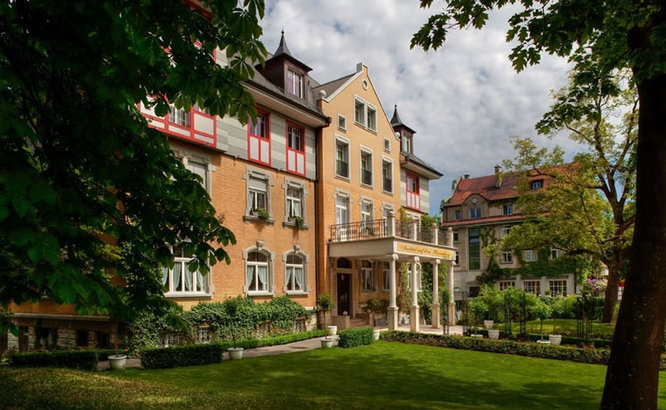 Os alunos do Institut auf dem Rosenberg também podem fazer escolhas acadêmicas pessoais, como praticar esportes e montar seu próprio currículo adicional. Reprodução: Flipar