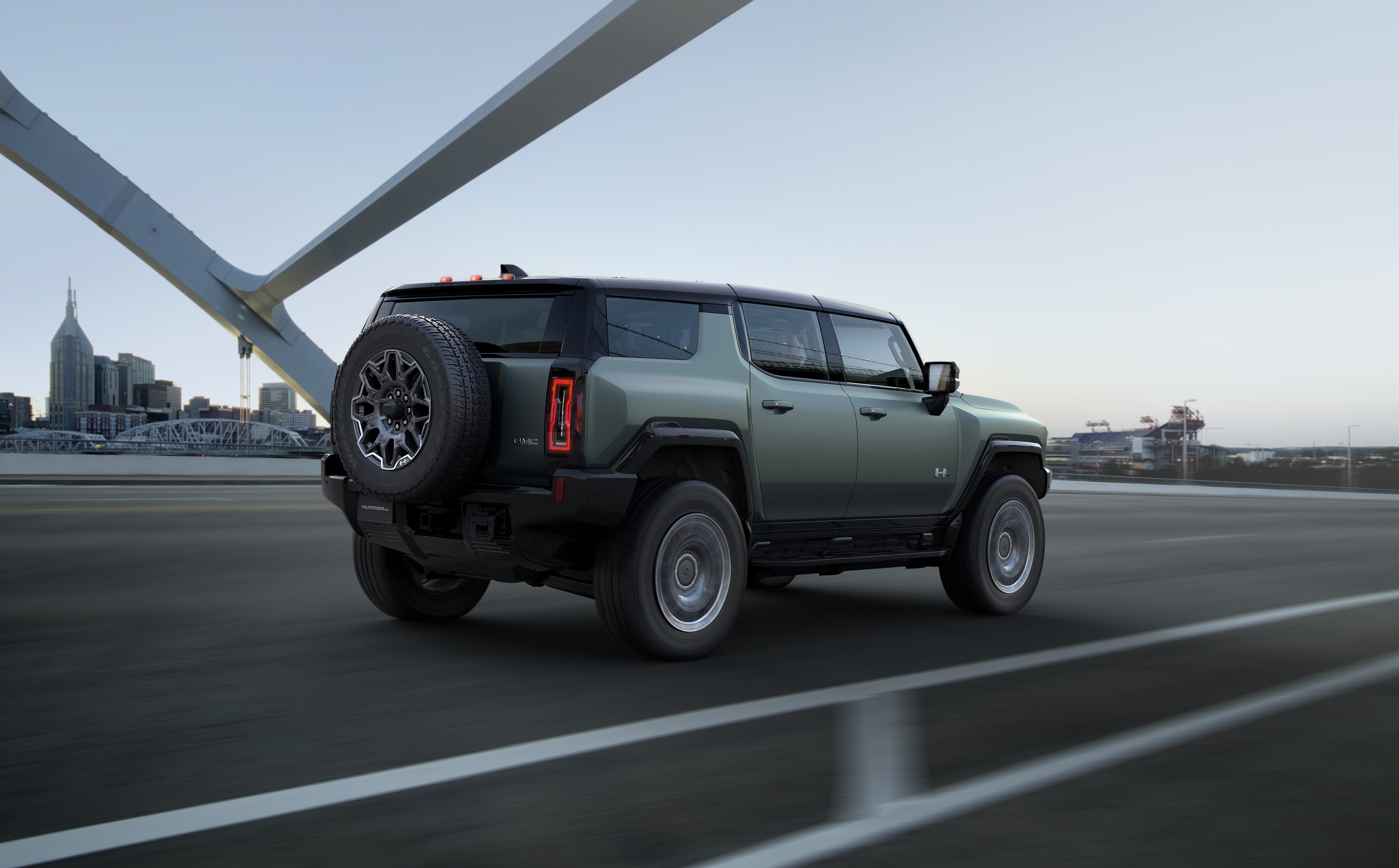 GMC Hummer EV SUV Divulgação