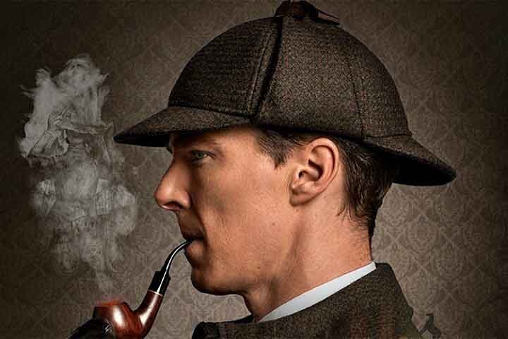 O deerstalker é um chapéu de caça, tipicamente feito de tweed, famoso por sua associação com Sherlock Holmes. Ele é usado principalmente em atividades ao ar livre, como caça e caminhadas, especialmente nas regiões montanhosas da Grã-Bretanha. Reprodução: Flipar