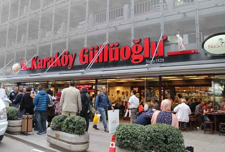 6º lugar: Karaköy Güllüoglu, em Istambul, na Turquia - Baklava. Reprodução: Flipar