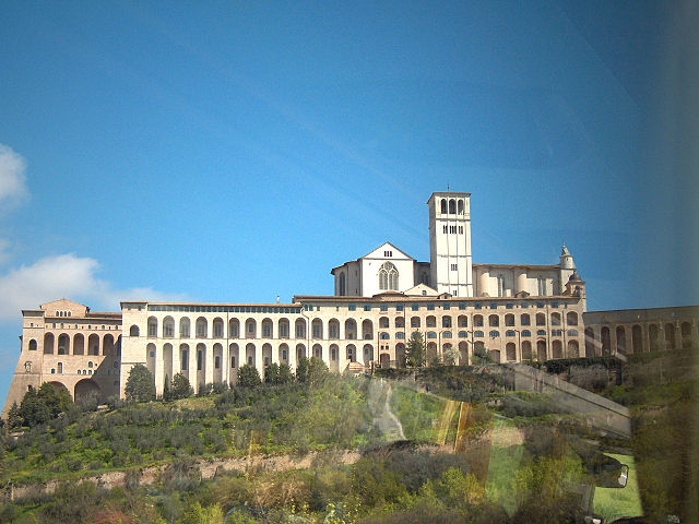 São Francisco de Assis tinha enorme proximidade com a natureza. Nesse sentido, seu amor universalista abrangia toda a Criação, e simbolizava um retorno a um estado de inocência, como Adão e Eva no Jardim do Éden.

 Reprodução: Flipar