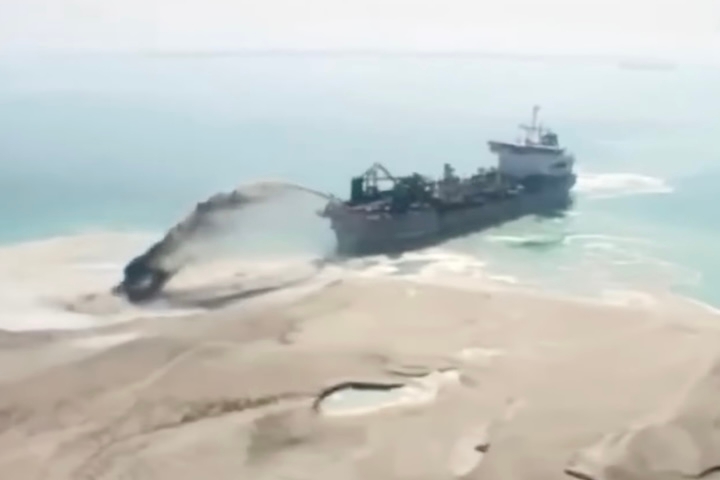 Para se ter uma ideia, todo o material usado na concepção da ilha seria suficiente para circundar o planeta três vezes com um muro de 2 metros. Reprodução: Flipar