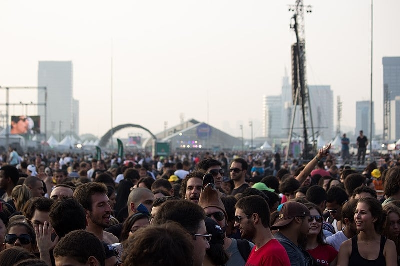 Após duas edições no Jockey Club, o Lollapalooza Brasil passou a ocorrer no autotódromo de Interlagos, na Zona Sul de São Paulo. 
 Reprodução: Flipar