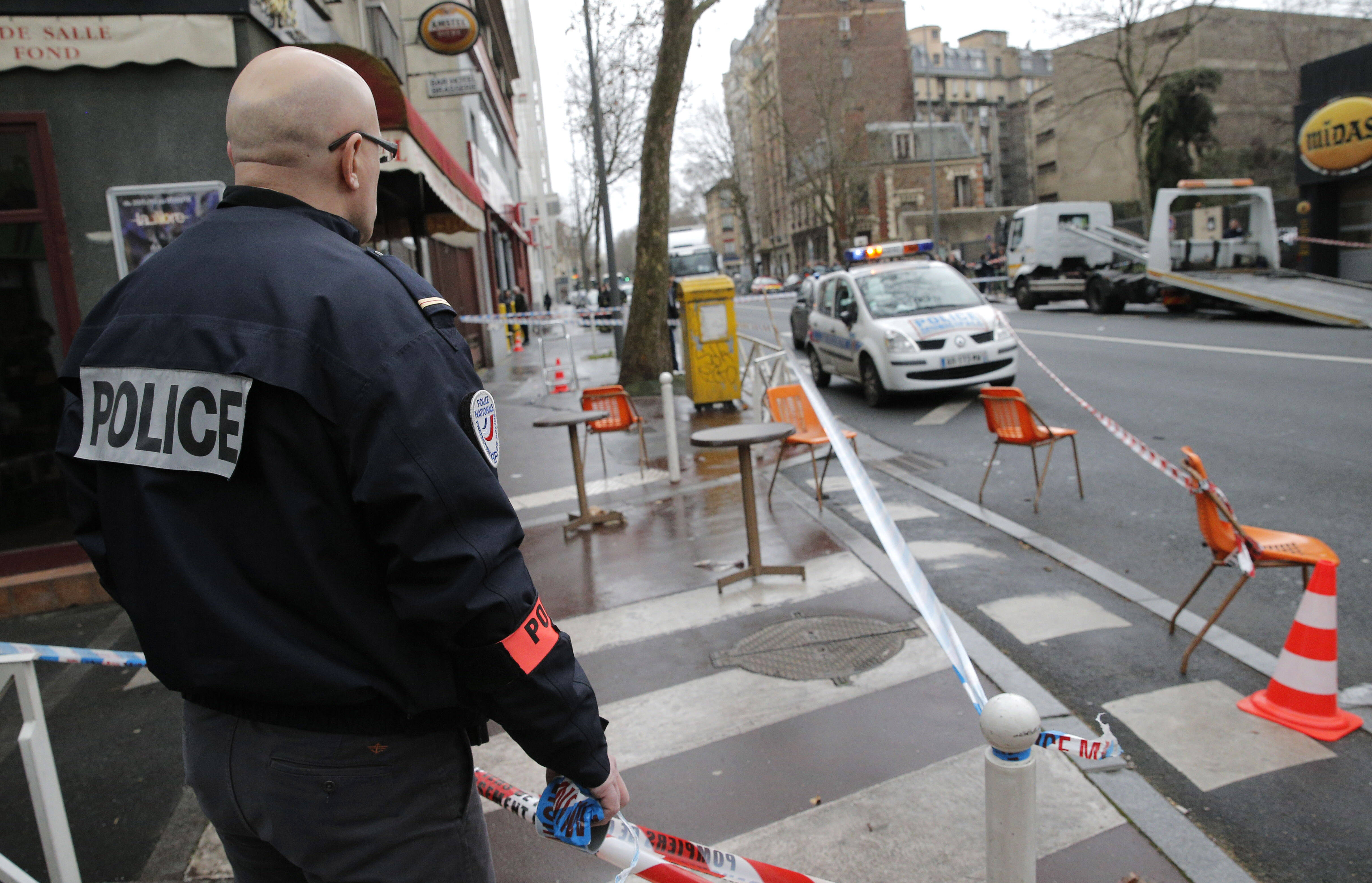 A caça aos terroristas que atacaram o Charlie Hebdo durou dias. Foto: AP