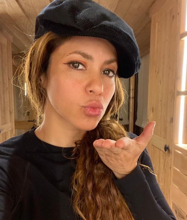 Com uma produção impecável, a canção tem uma letra que, além de provocar, revela uma Shakira mais madura e autêntica, que usa sua dor para criar arte e se reinventar. Reprodução: Flipar