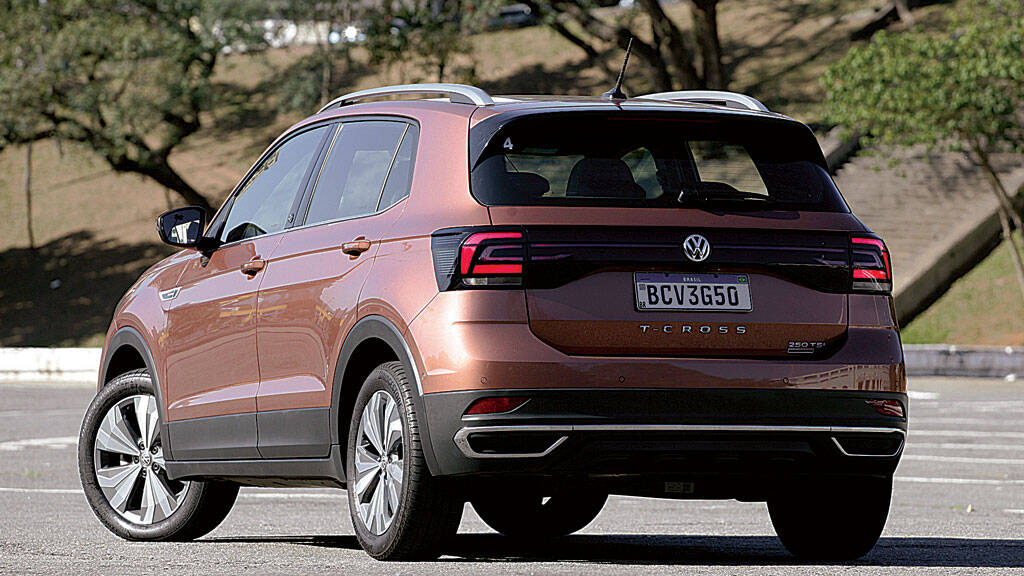 Jeep Compass vs Honda HR-V vs VW T-Cross vs Peugeot 3008. Foto: Roberto Assunção