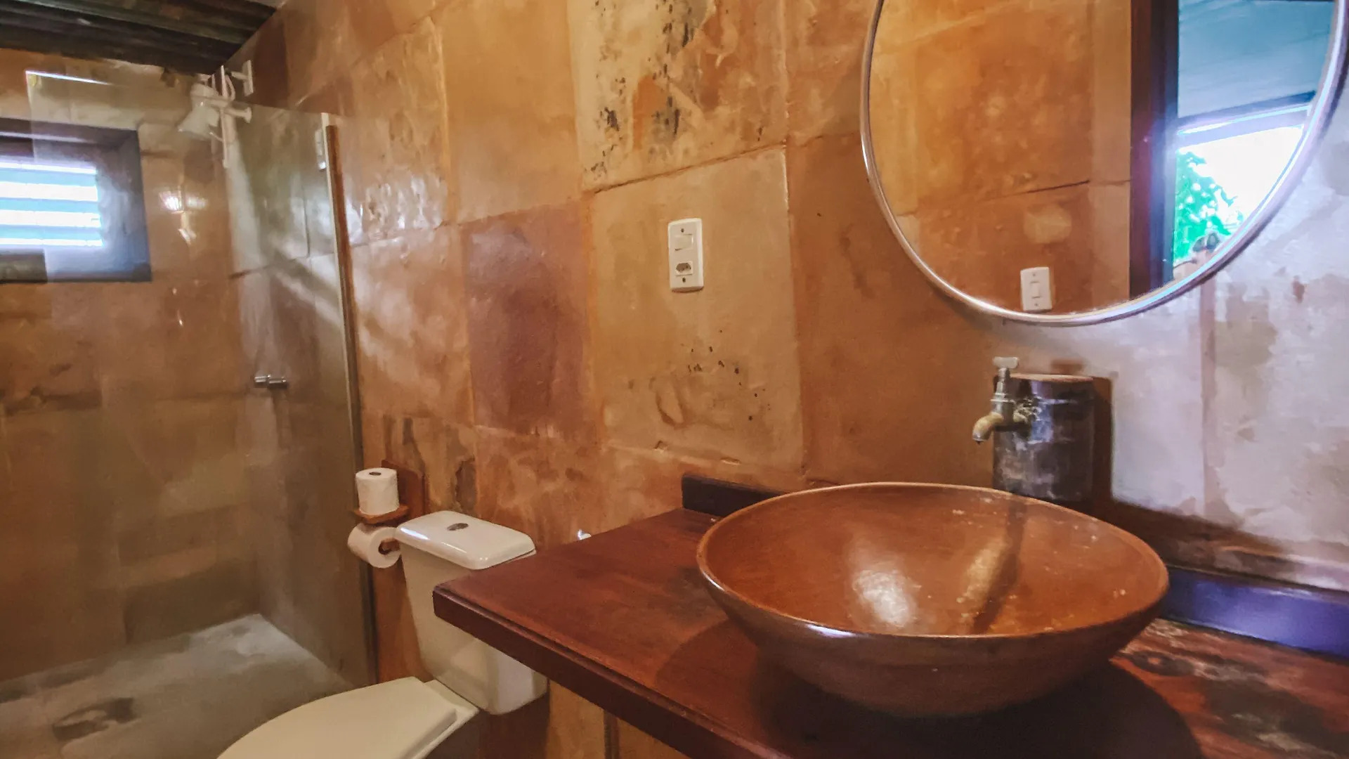 Banheiro da suíte. Foto: Reprodução - redes sociais