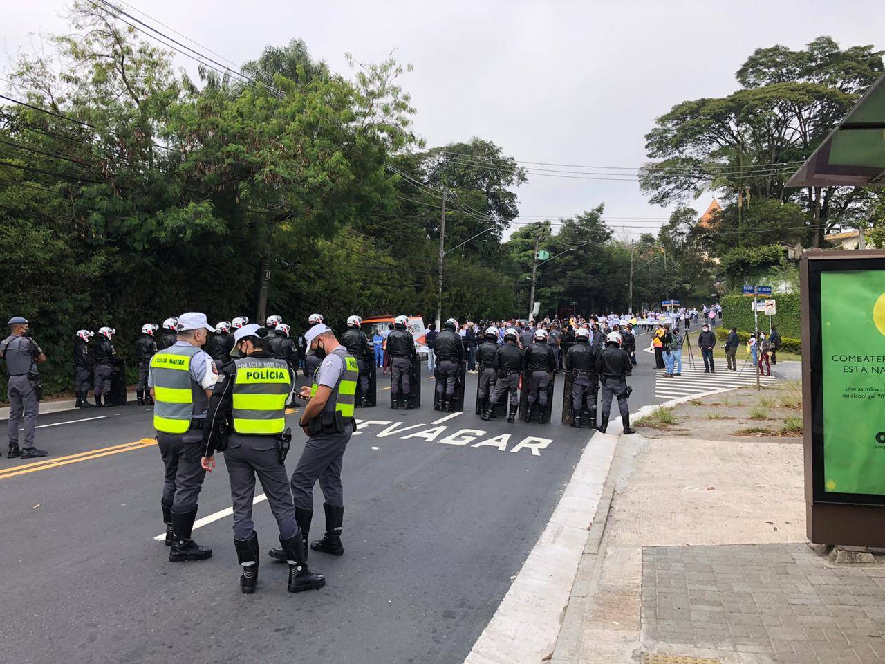 Caminhada de moradores de Paraisópolis até o Palácio dos Bandeirantes. Foto: Eduarda Esteves / Portal iG