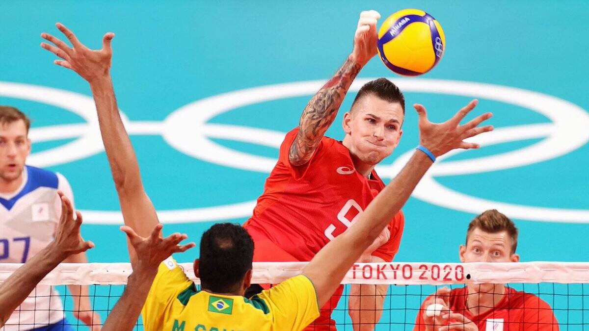 Seleção masculina de vôlei perde para russos e vai disputar o