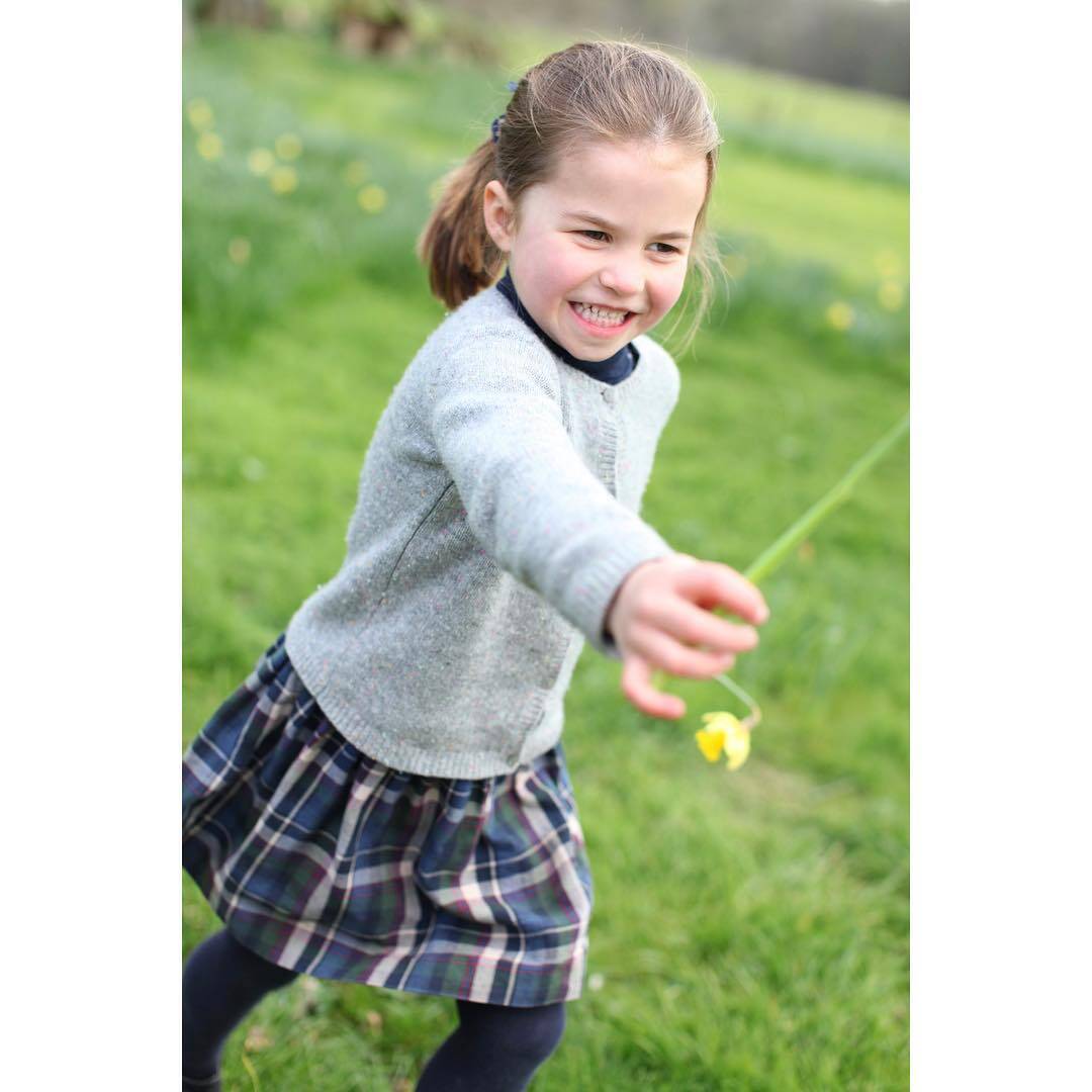 Evolução da Princesa Charlotte. Foto: Reprodução/Instagram/@kensingtonroyal