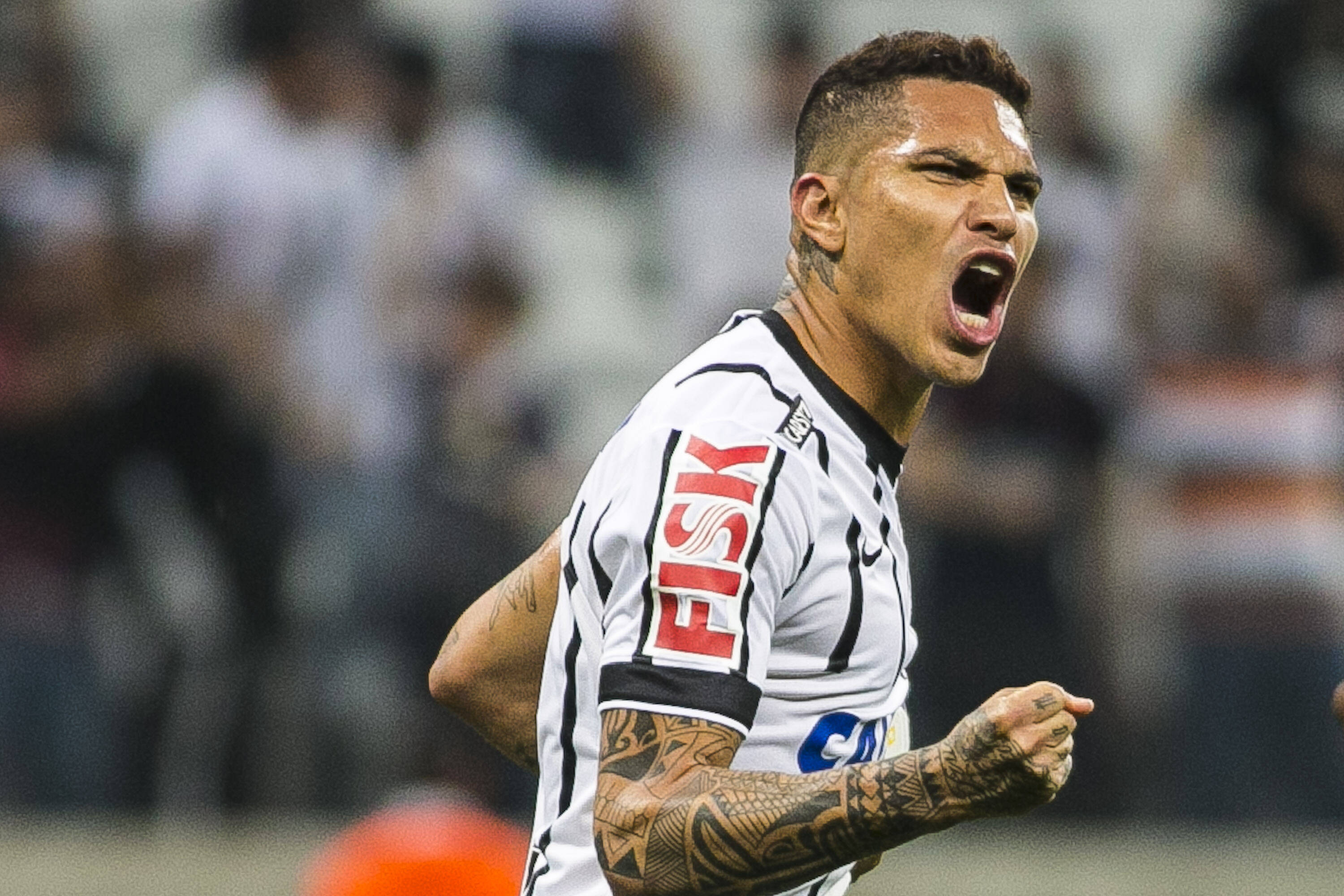 Guerrero fez o primeiro gol do Corinthians diante do Goiás, em Itaquera. Foto: Daniel Vorley/Agif/Gazeta Press