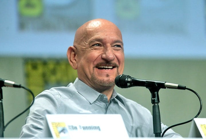 Ben Kingsley (Ator)- Krishna Pandit Bhanji nasceu em 31/12/1943, em North Riding of Yorkshire. O britânico ficou conhecido por sua atuação de, Mahatma Gandhi no filme, Gandhi (1982), pelo qual recebeu o Oscar de Melhor Ator. Reprodução: Flipar