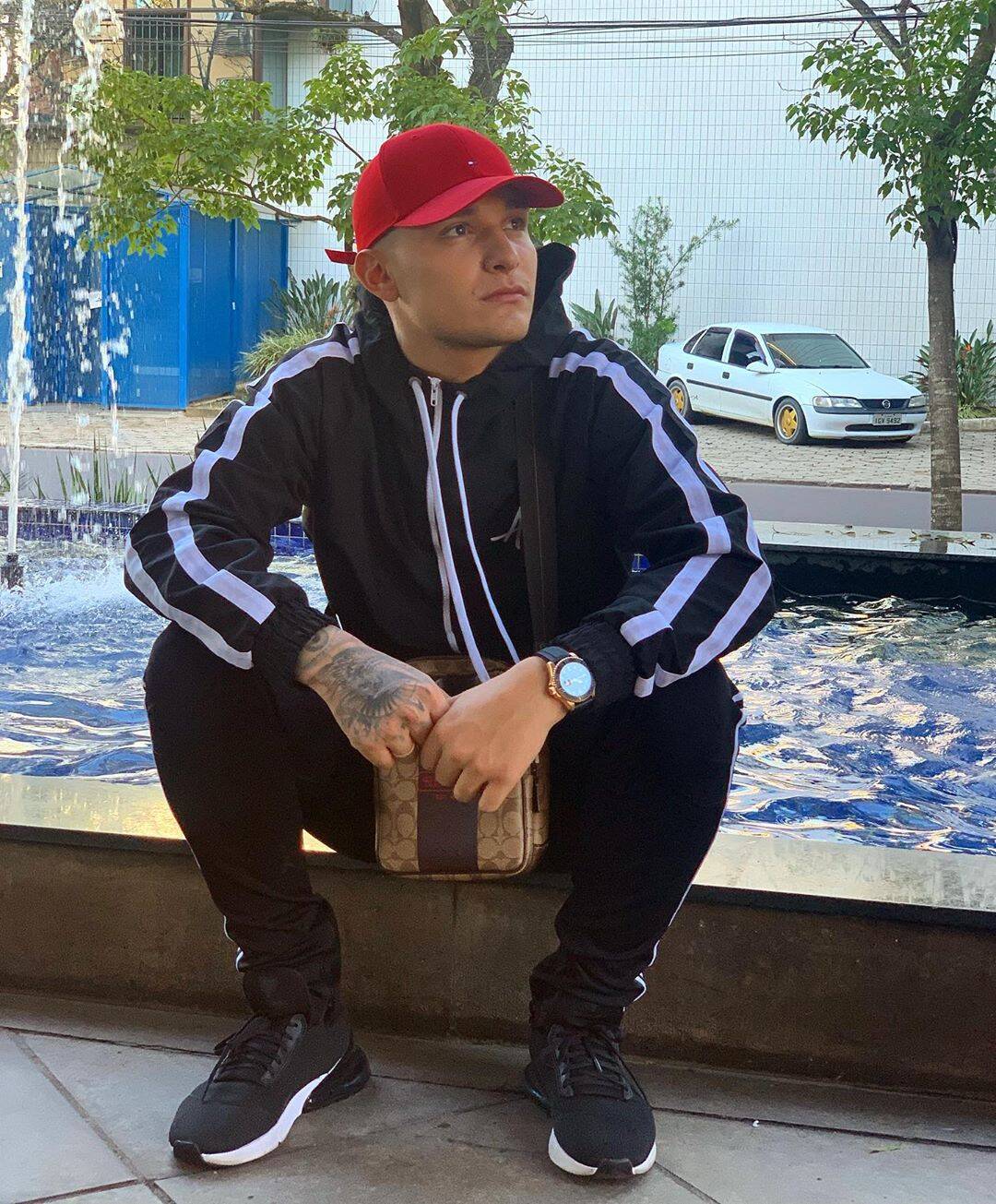 MC Gui pode ser condenado por polêmica na Disney. Foto: Reprodução / Instagram