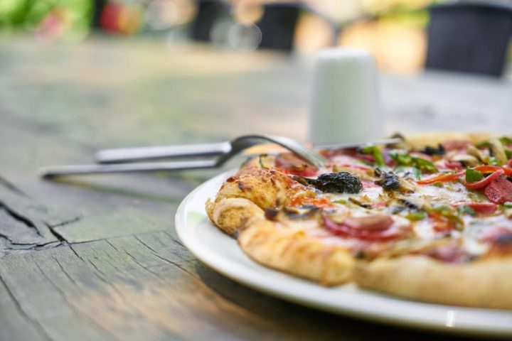 O estudo também mostrou que muitas pizzarias têm uma longa trajetória no mercado. Mais da metade (54%) está em funcionamento há mais de 10 anos, e 25% operam há mais de cinco anos. Reprodução: Flipar