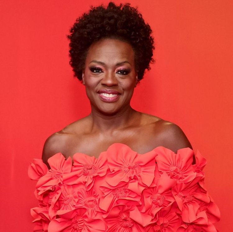 A atriz norte-americana Viola Davis ganhou o Grammy Awards 2023 e, com isso, atingiu um nível que poucos alcançam no mundo da cultura. Ela tem o EGOT. Entenda o que é isso. 