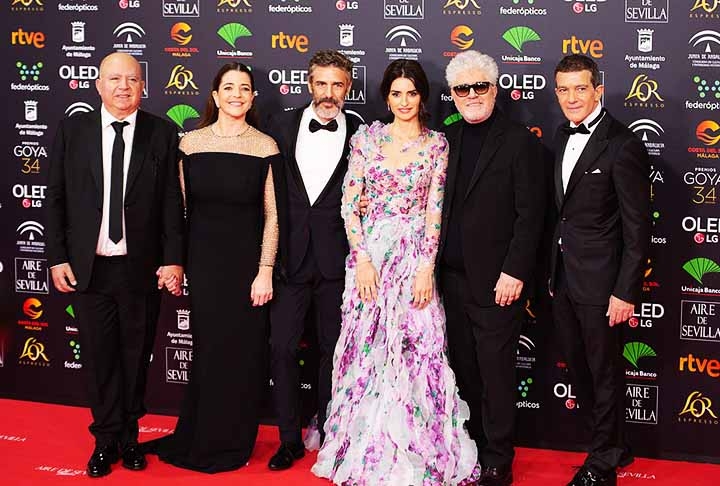 O prestígio internacional do diretor reflete-se na multiplicidade de premiações nos mais importantes festivais do mundo: cinco prêmios Bafta, três em Cannes, um César e um no Festival de Veneza. 
 Reprodução: Flipar