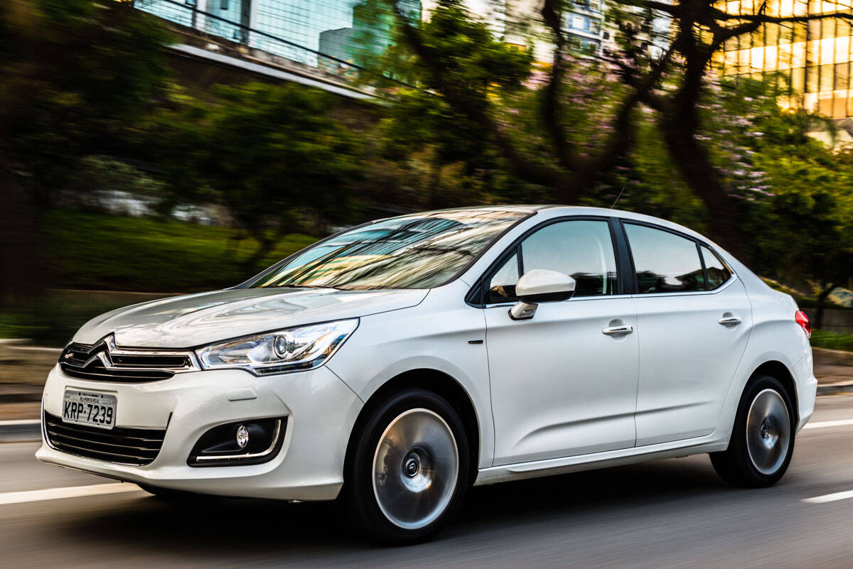 Citroën C4 Lounge 2017. Foto: Divulgação/Citroën