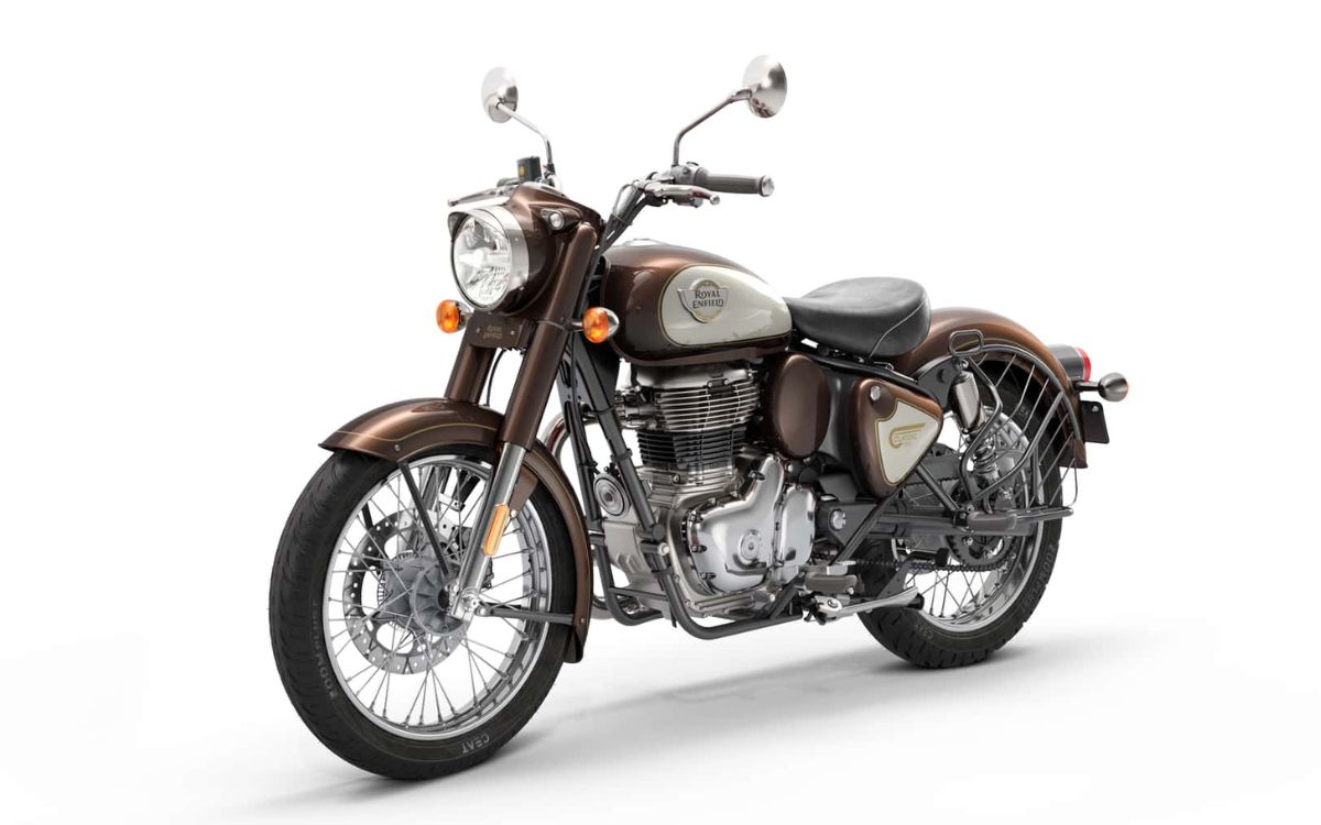 Classic 350 na versão Medallion Bronze. Foto: Divulgação/Royal Enfield