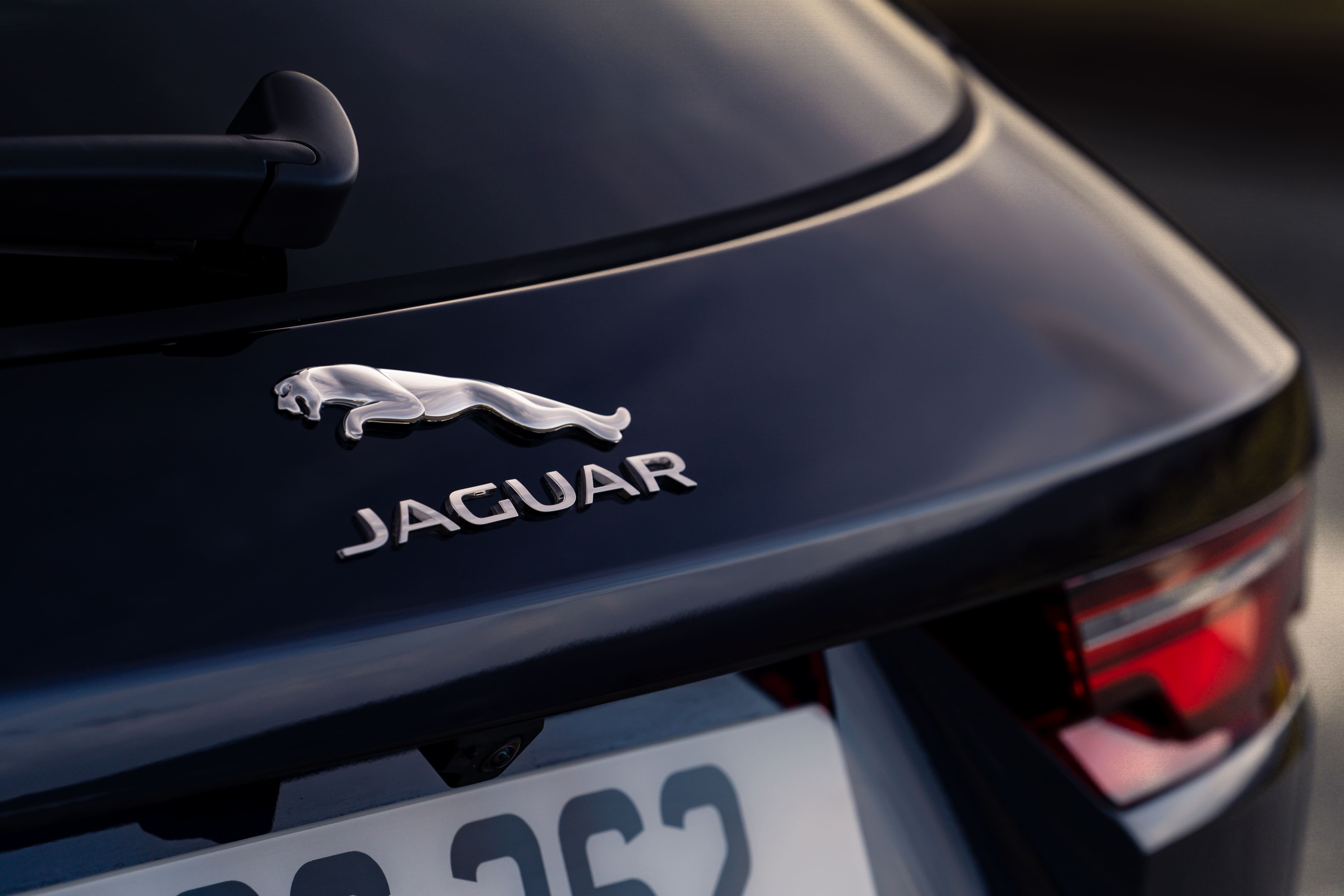 Jaguar F-Pace PHEV 2023. Foto: Divulgação/Jaguar