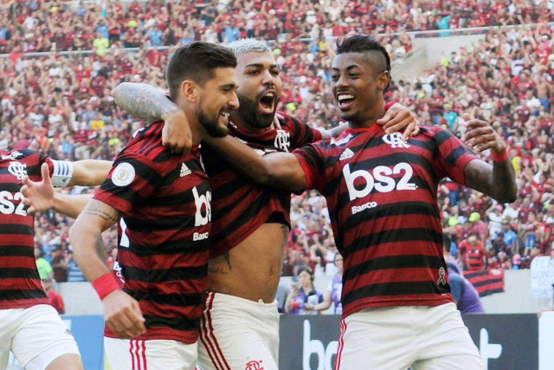 Gabigol, Bruno Henrique e Arrascaeta, os goleadores do Flamengo. Foto: Reprodução / Twitter oficial do Flamengo