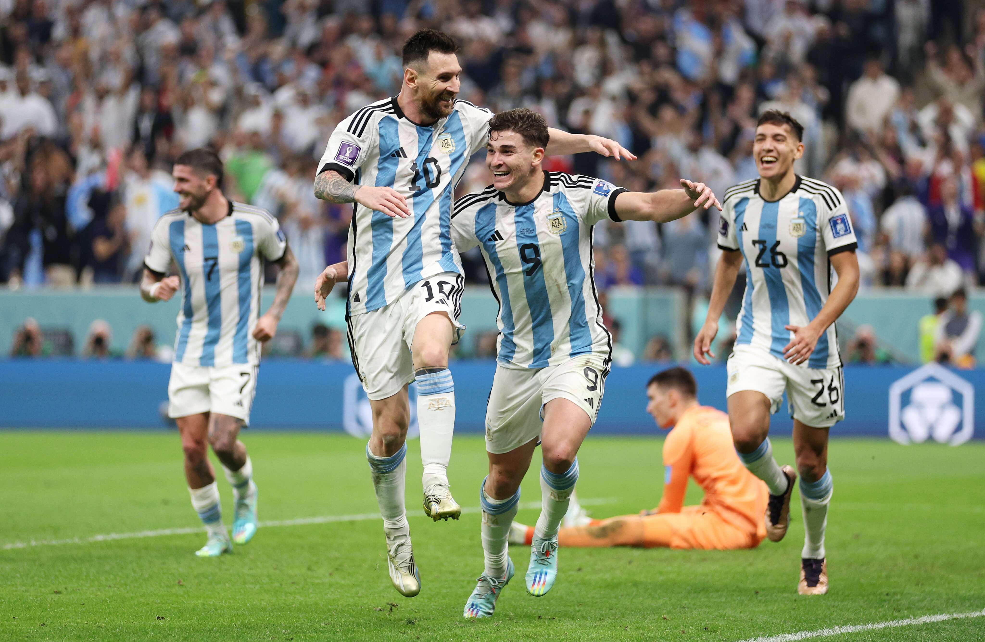 Jogadores da Argentina cantam música com provocação ao Brasil após