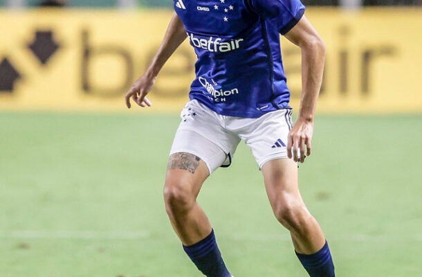 IAN LUCCAS - Errou muitos passes, mas se redimiu dando assistência para Bruno Rodrigues - Nota 6,5 -Foto: Staff Images / Cruzeiro