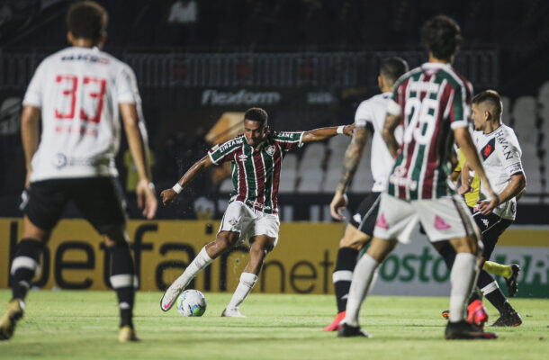 O time cruz-maltino não derrota o rival há mais de quatro anos, desde o dia 20 de julho de 2019. - Foto: Lucas Merçon/Fluminense