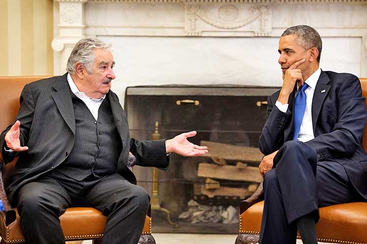 Em 2013, a revista britânica “The Economist” escolheu o Uruguai país do ano pelas medidas inovadoras tomadas no governo Mujica. 


 Reprodução: Flipar