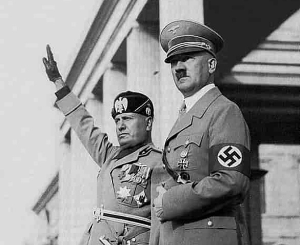O dia 25/10/1936 marcou o começo de uma aliança de dois dos maiores monstros que já existiram na história da humanidade: Adolf Hitler e Benito Mussolini. 