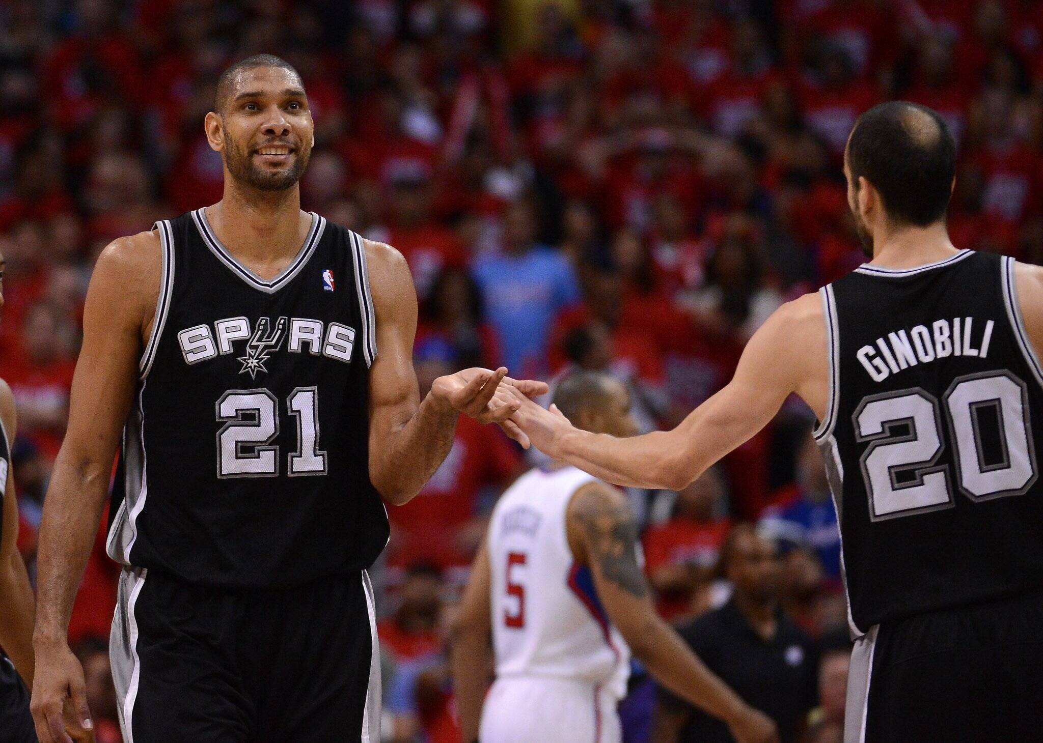 Tim Duncan e Manu Ginobili. Foto: REPRODUÇÃO/NBA