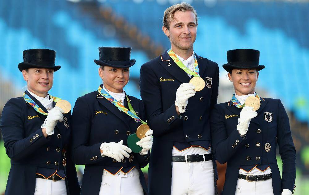 Equipe alemã é ouro no adestramento, nos Jogos do Rio 2016 . Foto: Reprodução/Twitter