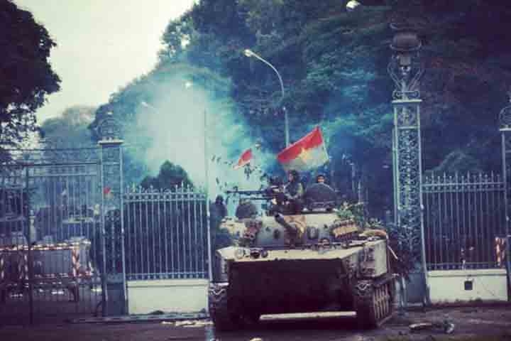 Há 49 anos, em abril de 1975, a capital do então Vietnã do Sul foi tomada pelas forças do exército norte-vietnamita, no capítulo final de um dos conflitos mais famosos do período da Guerra Fria, na segunda metade do século XX. 

 Reprodução: Flipar